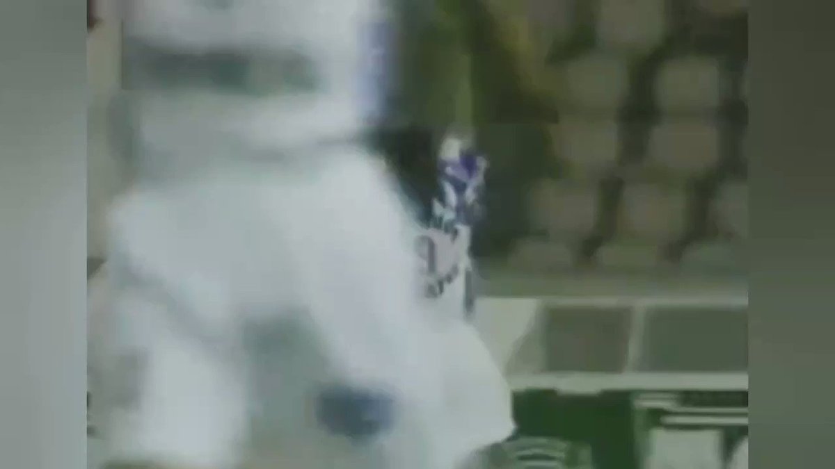 Calderaro Amazing Goal PSG vs Metz Ligue 1 1992
#calderaro #psg #psgfcb #psgfans #psgacademy #teampsg #metz #footballlegends #footballnostalgia #footballlegend #footballmemes #footballhistory https://t.co/zUoYGipZpM