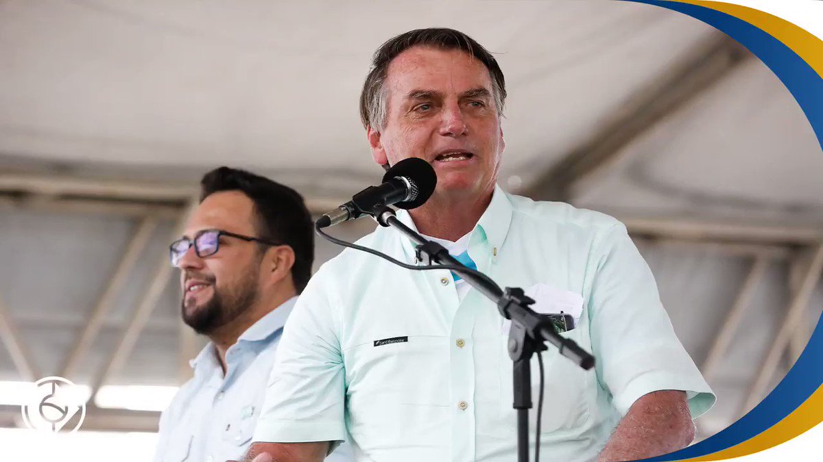 Alagoas | Série de ações do @govbr beneficiou milhares de brasileiros no Alagoas, nesta semana. Houve a entrega de moradias a pessoas de baixa renda, a abertura de trecho do Canal do Sertão Alagoano para distribuição de água e a inauguração de um complexo viário. Assista ⤵️ https://t.co/bAwXKXA9GT