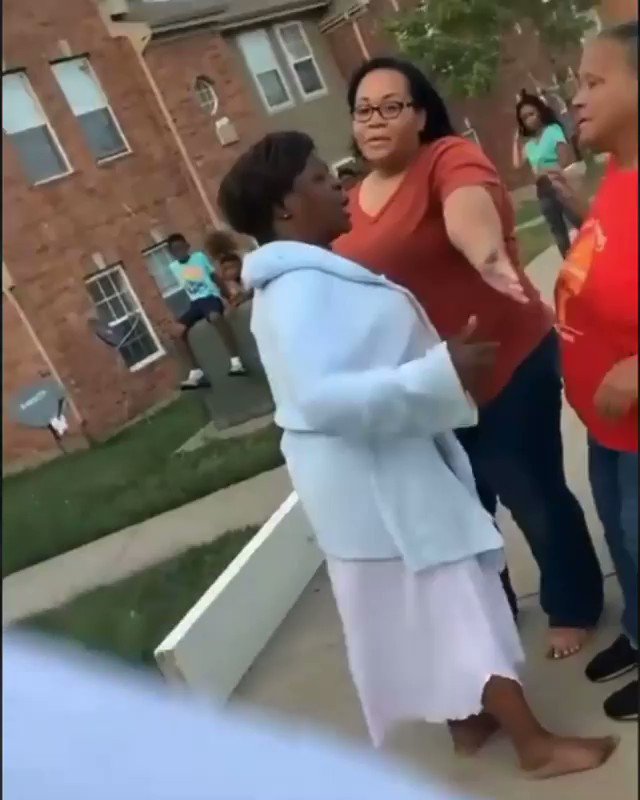 Ain't duckin' no action I'm 'bout to give them that traction, send a distraction
Then I'ma line 'em like fractions!
https://t.co/ClOjrsnlmN