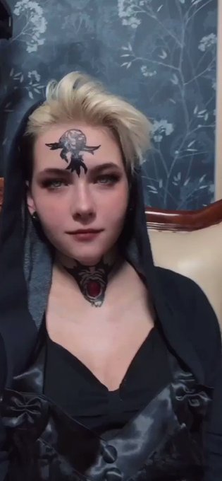 You play for Resident 8? Cosplay Dimitrescu? Oh yea&hellip; Bigger on OnlyFans 😜😻😻😻😘 https://t.co/ChpEPVanh<a href="/tag/bemyvalentine"class="tags"><span>#bemyvalentine</span></a>