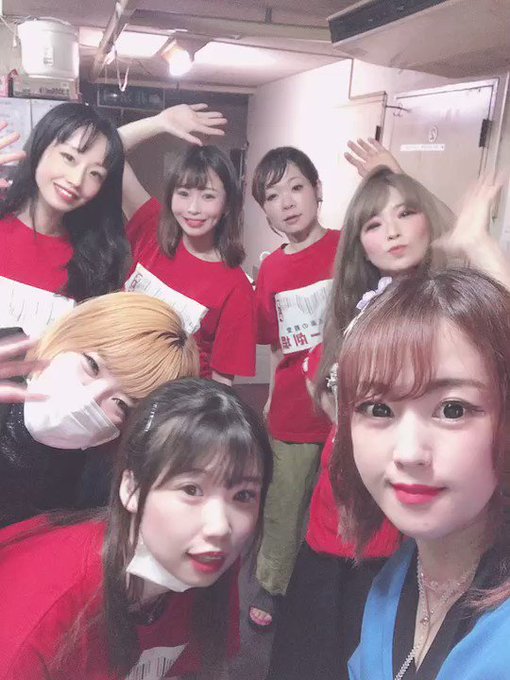 小宮山せりな’s pics and videos