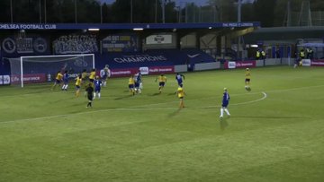 Headed home from @23Spence 👊

A clever cross from @samkerr1 finds Spence who spikes the ball into the net!

@ChelseaFCW #WomensFACup