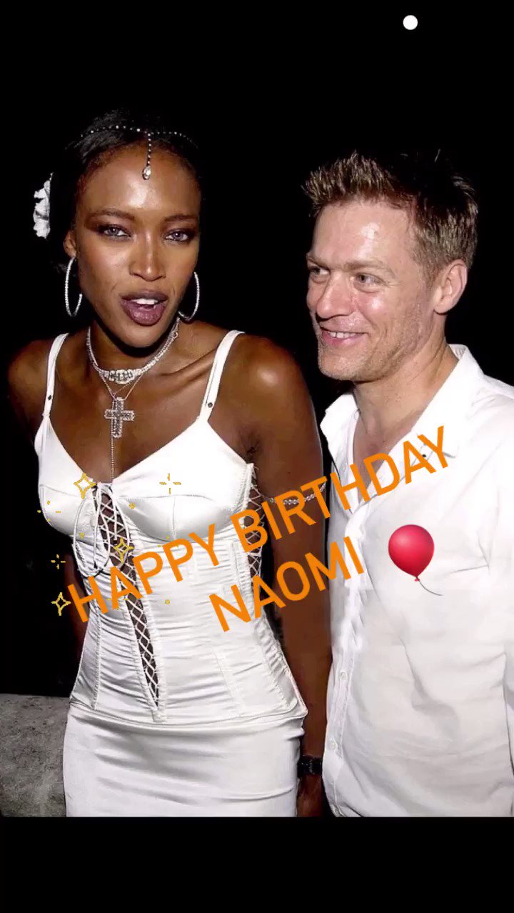                           (5/22)
Happy Birthday Naomi Campbell (22.May)   