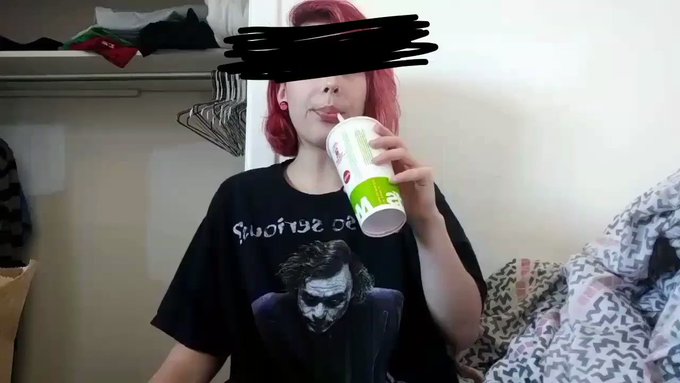 Sasha May’s pics and videos