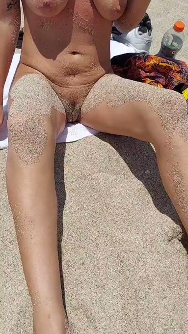 Photography skills by @MollyJane1011 🤣🤣💞 https://t.co/leIymOyZiI<a class="tags" target="_blank" title="On Twitter" href="/?out=eyJ0eXAiOiJKV1QiLCJhbGciOiJIUzUxMiJ9.eyJpYXQiOjE3MzIwODAzNTAsImlzcyI6InR3cG9ybnN0YXJzLmNvbSIsIm5iZiI6MTczMjA4MDM1MCwiZXhwIjoxNzYzNjE2MzUwLCJyZWRpcmVjdF91cmwiOiJodHRwczovL3R3aXR0ZXIuY29tL01vbGx5SmFuZTEwMTEifQ.-CT4IxkUdWKKCOHE7o8O9LtJvxe5YAXbRdhNEKUO9-WHQs9rA2OAoj8uRFkotZJM7Z0TEyvnAs766MG8ra4aYw">&#64;MollyJane1011</a>