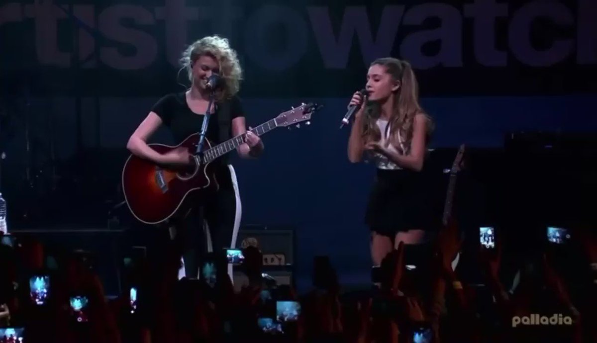 RT @ntltclexi: remember when ari and tori kelly performed right there together? https://t.co/M07AExnOeM