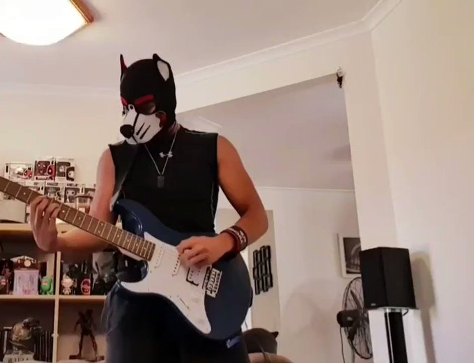Haven't posted a guitar vid for awhile so here ya go ??????? #pupplay #puppyplay #humanpup #humanpuppy