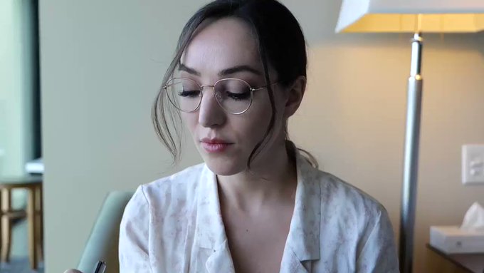 Remake of the psychiatrist role play with JOI!!! Don&rsquo;t miss out! https://t.co/WxAiW0ktuX https://t.c