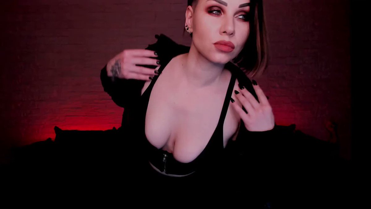 Model - AnnaLu Nylonfetish