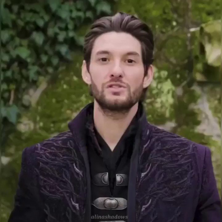 Happy birthday ben barnes <33

 