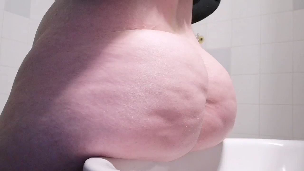 X 上的Cupid 💜 18+：「Here's a lil snippet of me sitting on the sink 👀 The  full video is on Onlyfns 💜 #feedee #feederism #bigass #fatfetish  #weightgainfetish #femboy t.coEsfR3gyhJB」  X
