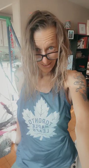 Go leafs go!!!!!!!!!! #kellisparks #hockey #leafsnation #toronto https://t.co/MoiEXIheDo<a href="/tag/kellisparks"class="tags">#kellisparks</a><a href="/tag/hockey"class="tags">#hockey</a><a href="/tag/leafsnation"class="tags">#leafsnation</a><a href="/tag/toronto"class="tags"><span>#toronto</span></a>