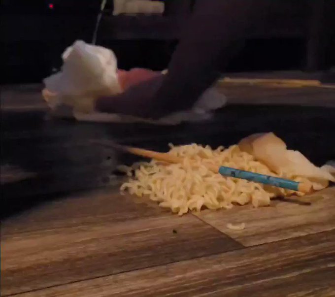 You can hear how sad I am ?
This was at 3 in the morning. https://t.co/HE53ueKXJA