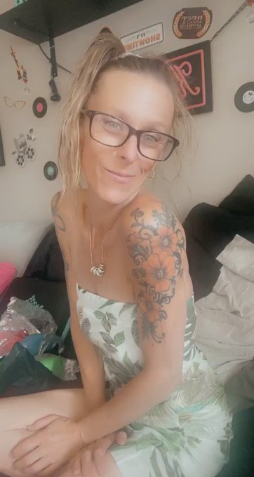My dragons arrived #kellisparks #milf #pornstar #camgirl #amateur #flexible #deepthroat #creamy #squirting<a href="/tag/kellisparks"class="tags">#kellisparks</a><a href="/tag/milf"class="tags">#milf</a><a href="/tag/pornstar"class="tags">#pornstar</a><a href="/tag/sexy"class="tags"><span>#sexy</span></a><a href="/tag/toys"class="tags"><span>#toys</span></a><a href="/tag/cougar"class="tags"><span>#cougar</span></a><a href="/tag/dp"class="tags"><span>#dp</span></a><a href="/tag/flexible"class="tags"><span>#flexible</span></a><a href="/tag/xxx"class="tags"><span>#xxx</span></a><a href="/tag/erotic"class="tags"><span>#erotic</span></a>