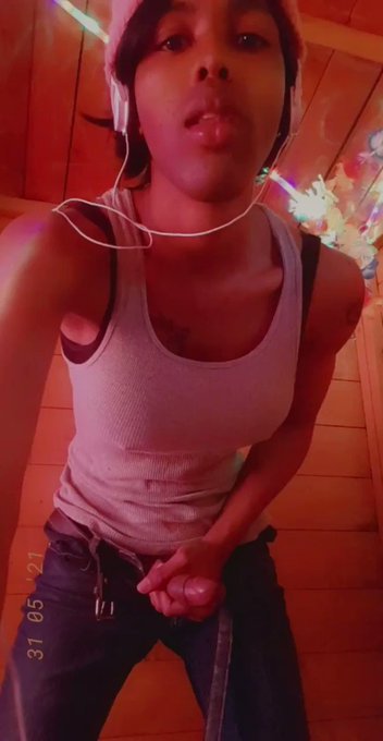 You can see more on my onlyfans https://t.co/bbF8cKuF0n