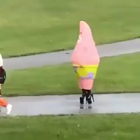 Media Account On Twitter I Didn T Ask Patrick Star High Heels Https 9Xfnk WZ6LO66g5t Large