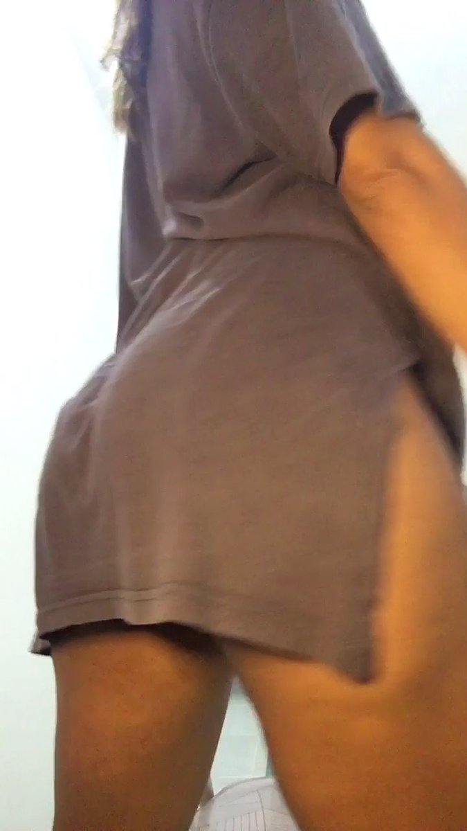 Model - Roussh bondage