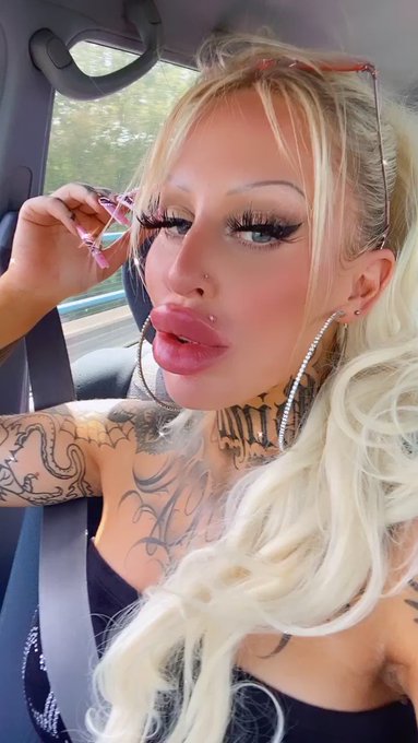 Bigger is better ?
Come see these fresh dick sucker lips in action on https://t.co/GpL6SWCEz8 https://t