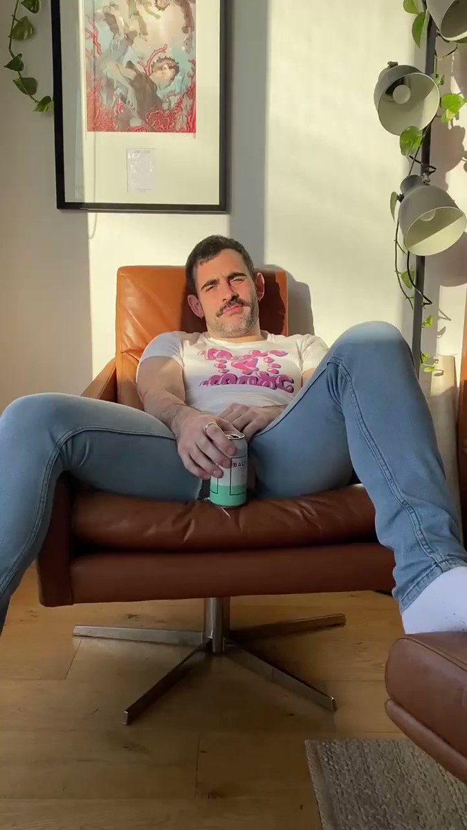 Max Arion – The PONY’s pics and videos