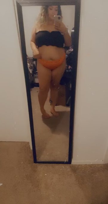 🖤🤍🖤 https://t.co/MoLOVF2J5b<a href="/tag/adultwork"class="tags"><span>#adultwork</span></a><a href="/tag/nsfw"class="tags"><span>#nsfw</span></a><a href="/tag/onlyfansgirl"class="tags"><span>#onlyfansgirl</span></a><a href="/tag/sellingconten"class="tags"><span>#sellingconten</span></a>