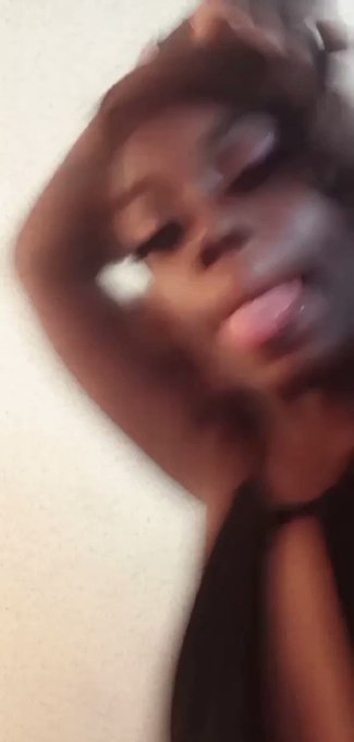 Wassup Everyone 😊 #Dm #Wassup https://t.co/VKBwMJWoz4<a href="/tag/dm"class="tags">#Dm</a><a href="/tag/wassup"class="tags">#Wassup</a>