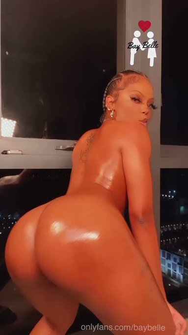 it&rsquo;s a handful but that&rsquo;s what u got two hands for https://t.co/03Gpk4z8c8