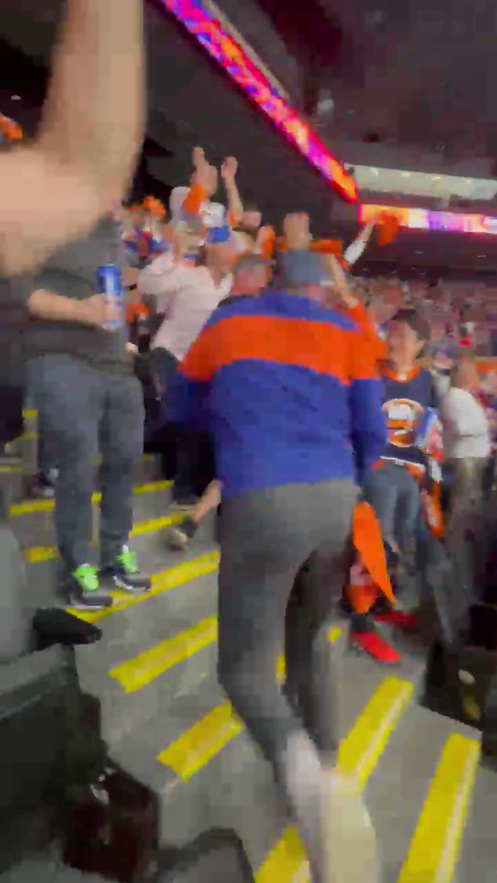 Barstool Sports on Twitter "FRANKIE IS RUNNING AROUND THE COLISEUM