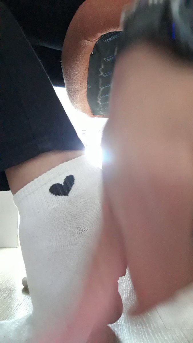 Model - Liana Serpenta footworship