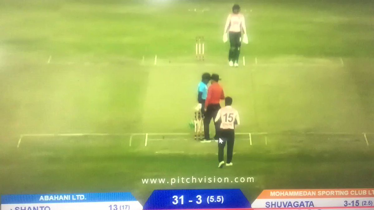 Shakib's tantrum here is world class. The way he chucks the stumps out of the ground is so similar to LITERALLY throwing your toys out of the pram.
https://t.co/dp2XjvbsBg