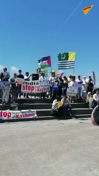 #Breaking - UPDATE | Hundreds of supporters of 'Kashmir's self-determination' gather in #Cornwall for protest
https://t.co/8YxjUCYxtm
#SputnikUpdates #UK #Kashmir #BreakingNews https://t.co/qKBUfzlCgi