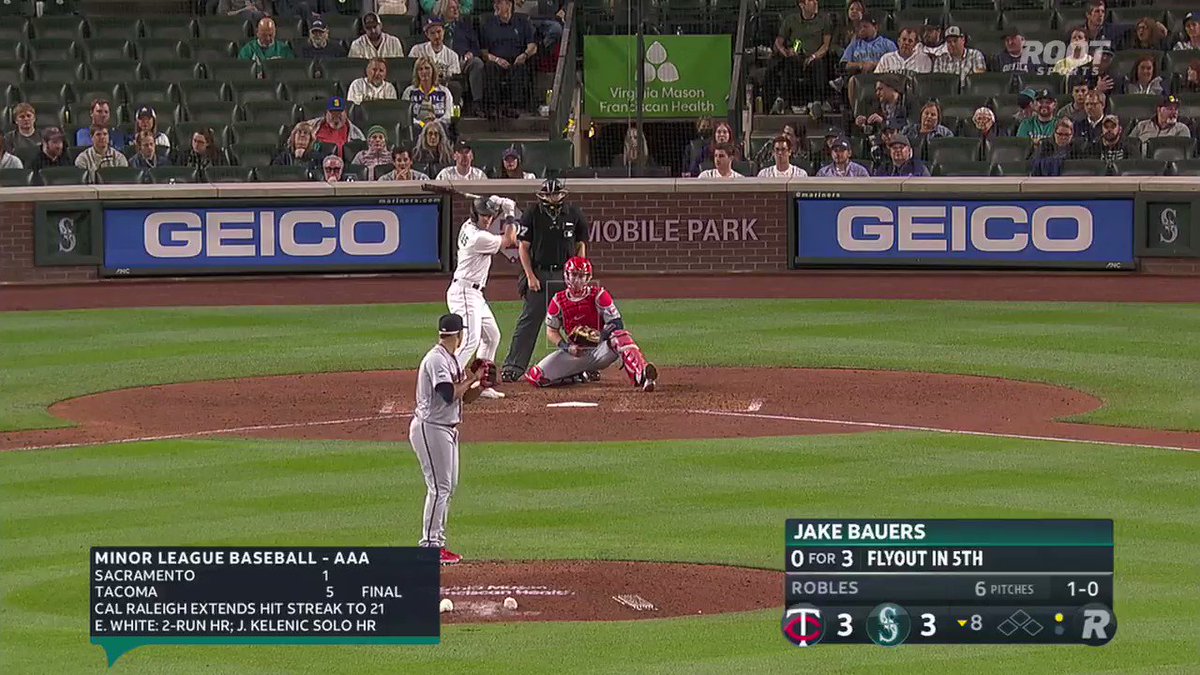 @ROOTSPORTS_NW's photo on Jake Bauers