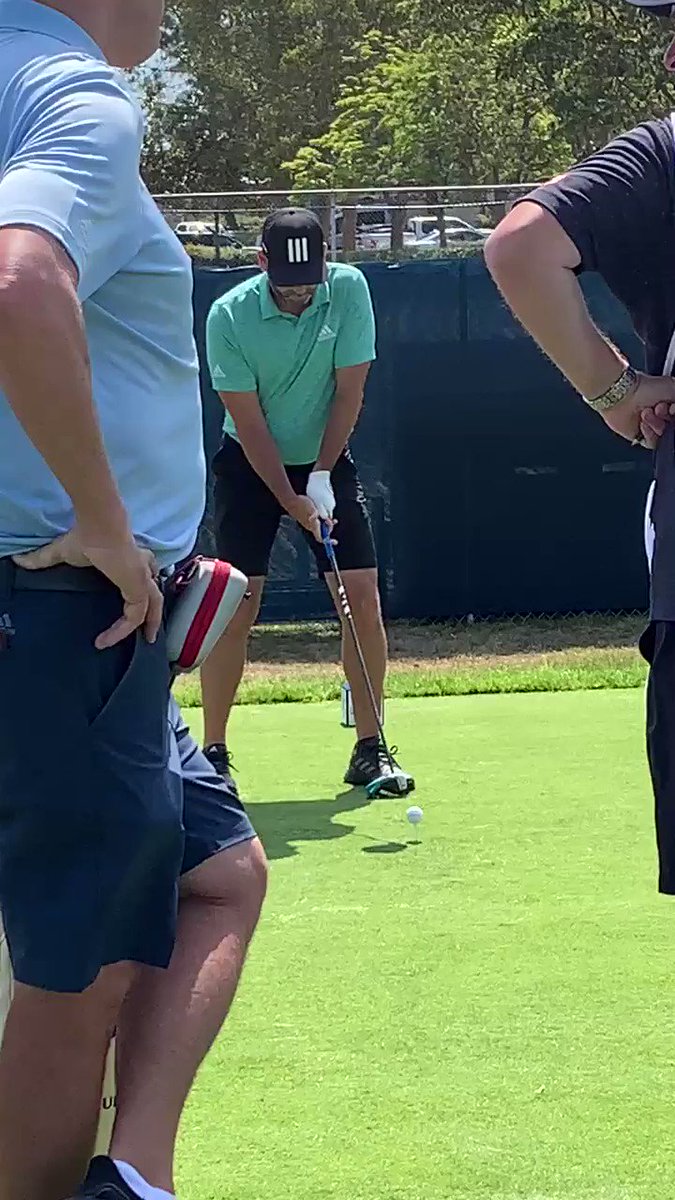 Sergio Garcia tees off at the 9th hole for practice at the @usopengolf. Live coverage on @10News starts tomorrow!!! https://t.co/LrJfcA6IB1