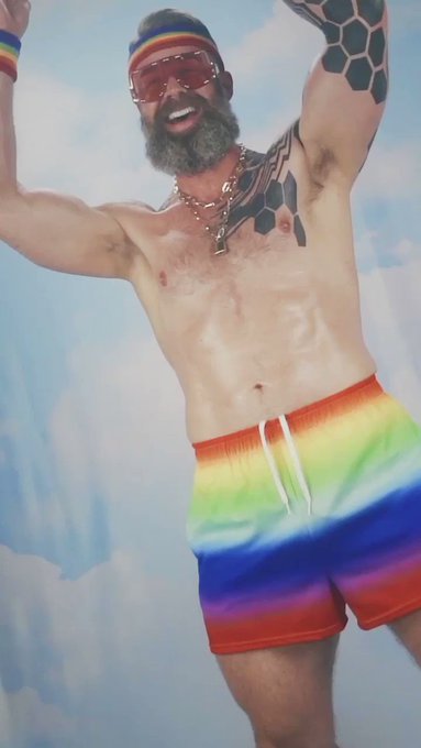 yes daddy I do ??? use code: PRIDE20 for 20% off entire pride collection! https://t.co/ho5wZRwvgA