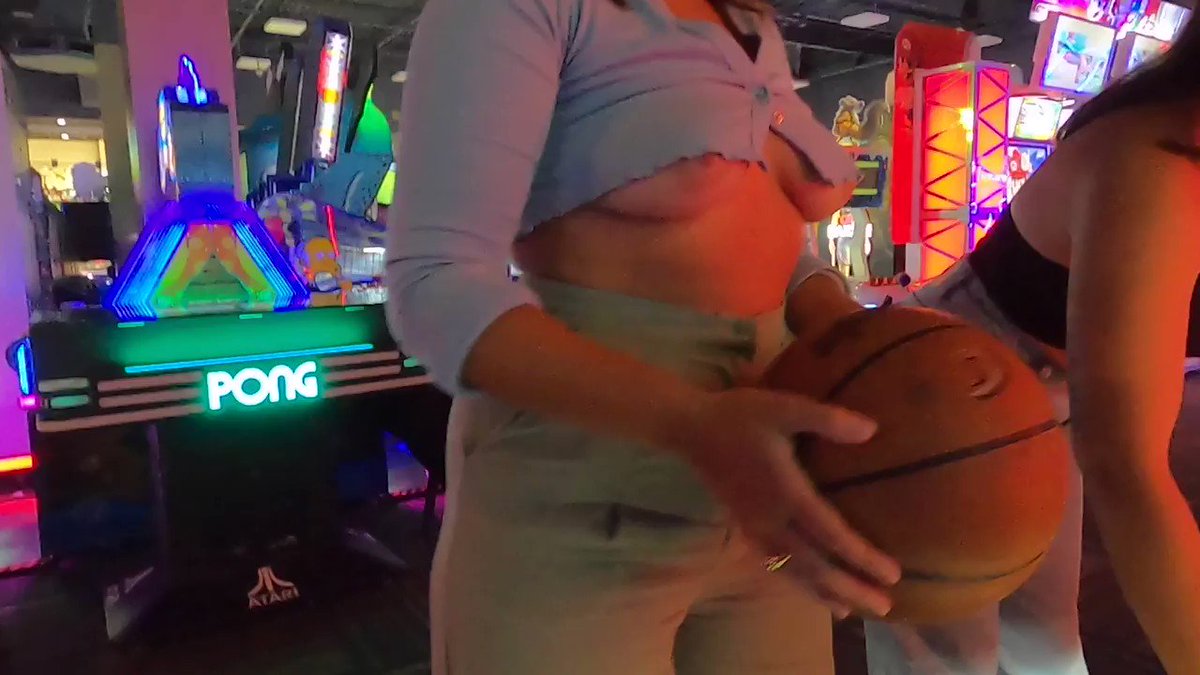 The Beachy Peach’s pics and videos