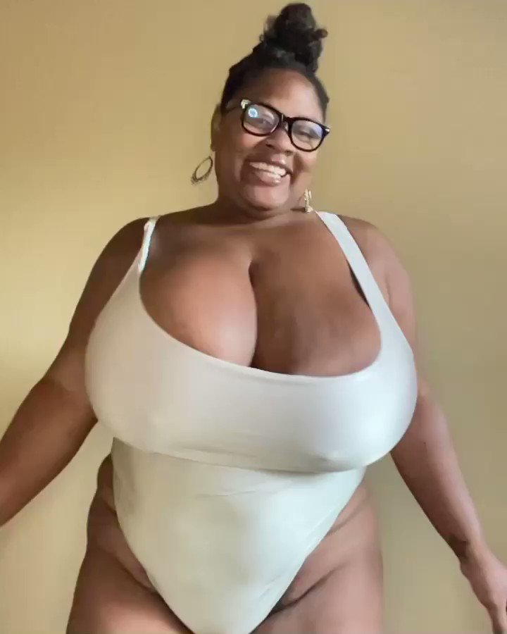Comendo a buceta da empregada na cozinha Videos de sexo com morenas muito gostosas