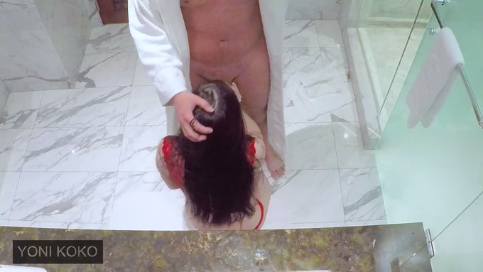 Fun times in a fancy hotel with sexy red lingerie! 💃😉 https://t.co/Nr30AgsFnx   @PornhubModels https://t