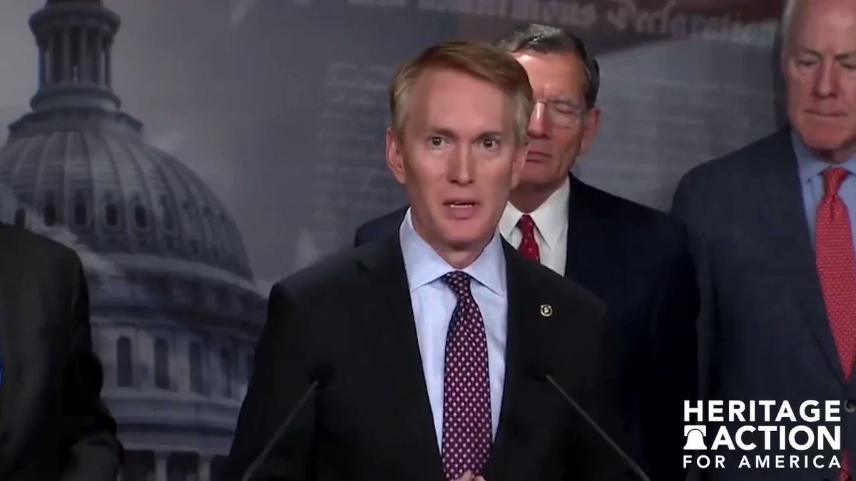 ✅Voter ID makes our elections more secure.
@SenatorLankford explains exactly what would happen under the #CorruptPoliticiansAct with no voter ID + same day registration. https://t.co/UWftqpZ5VP