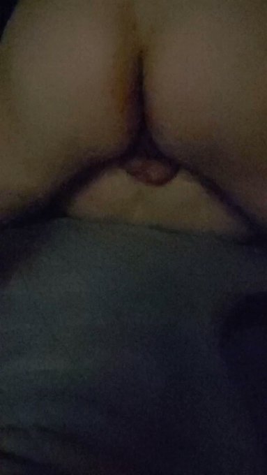 This is what game night with friends turns into ??#gays?#gayass?#gayanal?#gayballs https://t.co/7H6W