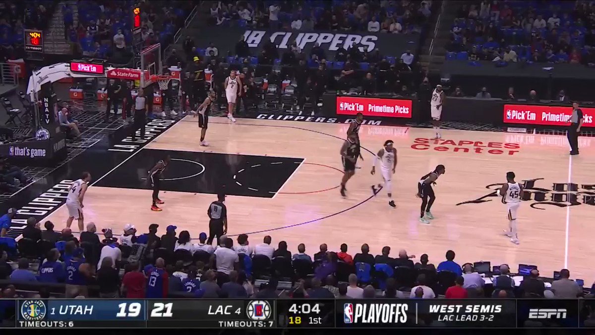Spida and Clarkson rack up 43 PTS and 65.7 FPTS by the halftime break in Game 6 π€―
@utahjazz up 22 on ESPN. https://t.co/4gP6N9KKSm