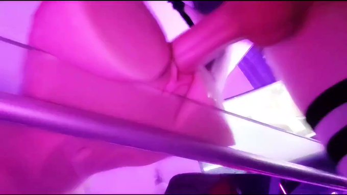 got a new toy.. should I cum in it 🤔 https://t.co/kcXSnvkTyQ