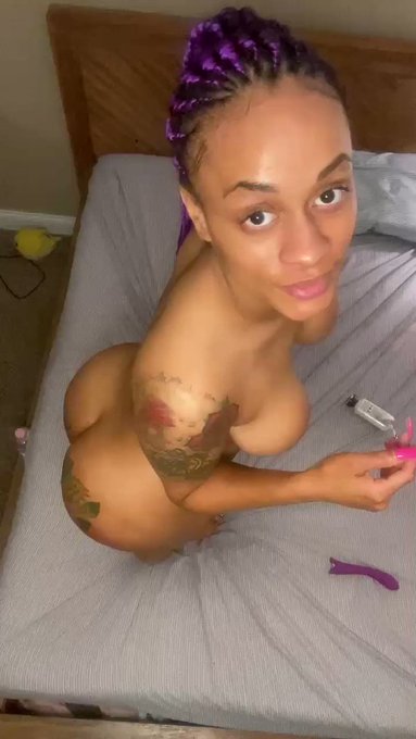 💜💜💜💜💜 https://t.co/ucAMNLjuCa<a href="/tag/good"class="tags"><span>#good</span></a>