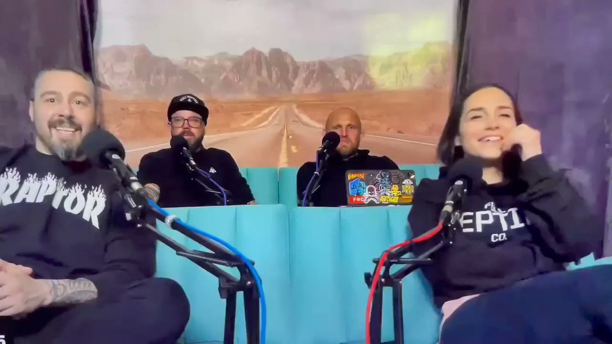 Just got round to watching this&it made my day. I missed the #UFC263 @Full_Reptile #RideAlong cuz @stylebender & @NateDiaz209 are my 2 favorite *active male fighters* ( 😉 @danhardymma ) so I had to be in the ZONE. This is fucking gold. 😂 @Munkichops81 @vmacedomma @JudoJimmy https://t.co/Ro12tKgBcd