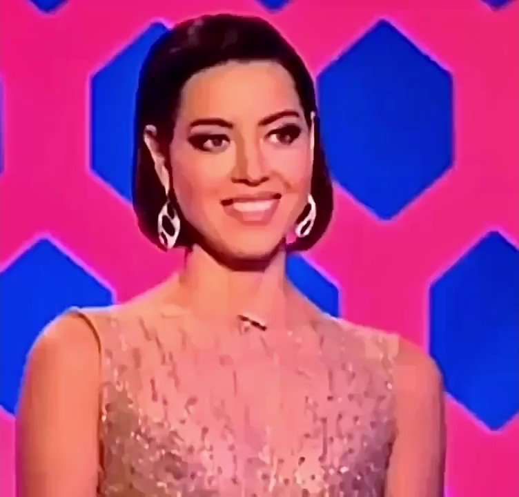 Happy birthday aubrey plaza 