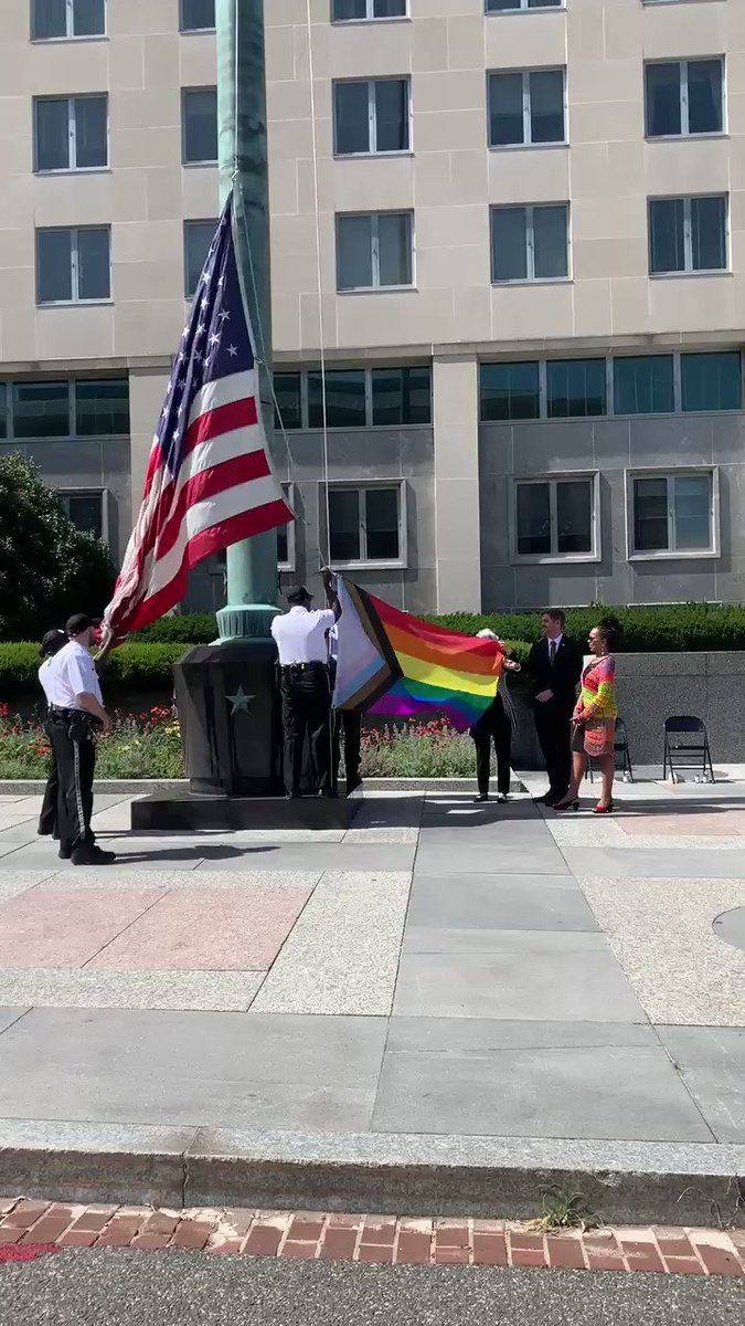 @CapehartJ did we make it into your #PrideSpecial? @glifaa @StateDept @DeputySecState @AmbGinaAW https://t.co/wTIzBkGBSX