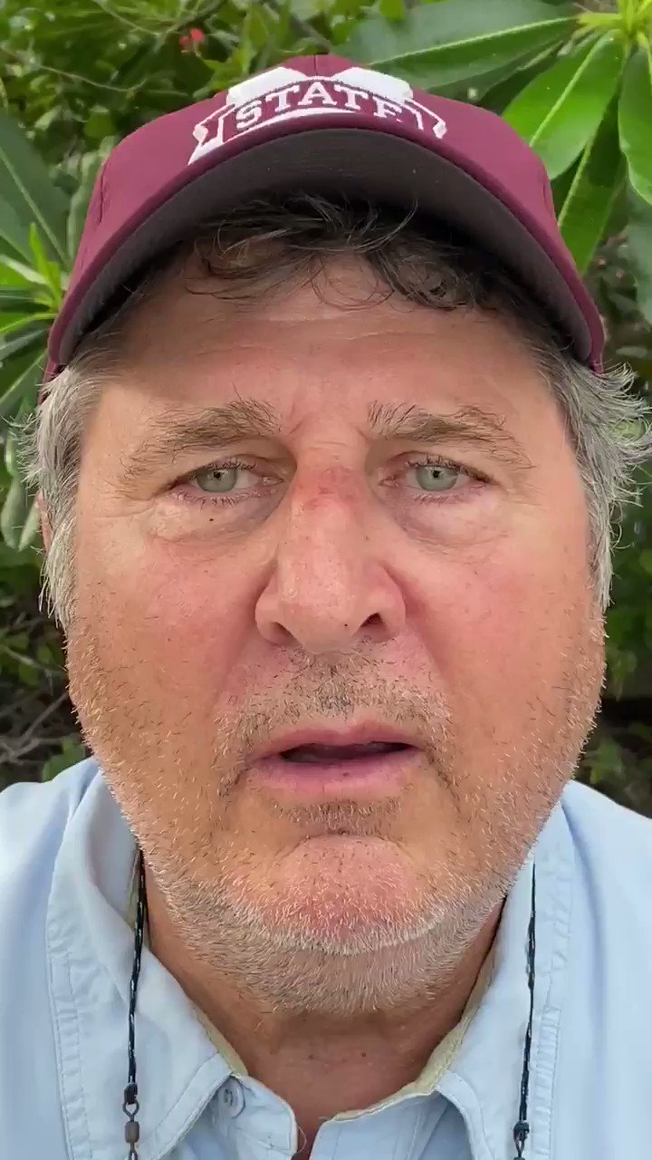 Mississippi State Football on Twitter: &ldquo;A special pregame message from @Coach_Leach… 👊