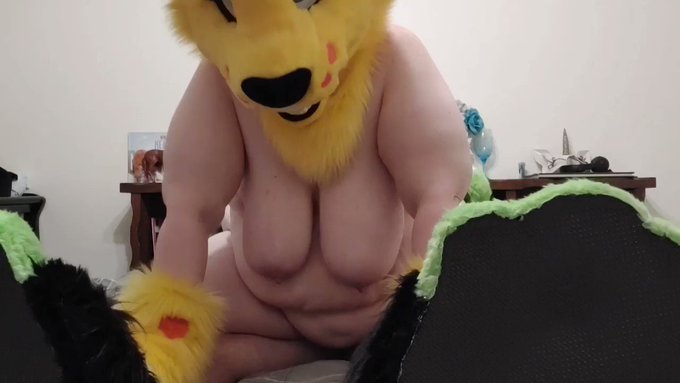 Reverse cowgirl for Hump day, check only fans for the full video. Link in comments. #furry #furries #fursuit<a href="/tag/humpday"class="tags"><span>#humpday</span></a><a href="/tag/furries"class="tags"><span>#furries</span></a><a href="/tag/furry"class="tags"><span>#furry</span></a><a href="/tag/fursuit"class="tags"><span>#fursuit</span></a><a href="/tag/fursuiter"class="tags"><span>#fursuiter</span></a><a href="/tag/yiffing"class="tags"><span>#yiffing</span></a>