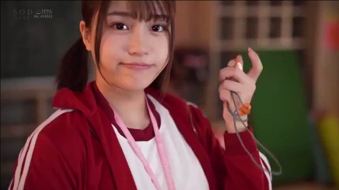 精力的に僕らを支えてくれるマネージャー❤
「プールの中で出しちゃダメって♪」っていつも怒られちゃう❤ https://t.co/M9FChwjGx1