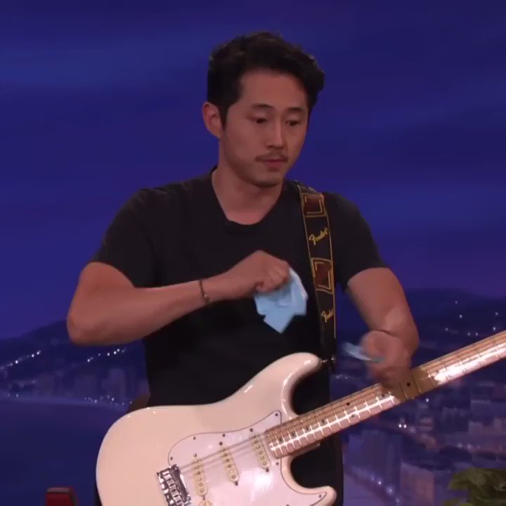 Good morning also HAPPY BIRTHDAY STEVEN YEUN <33 