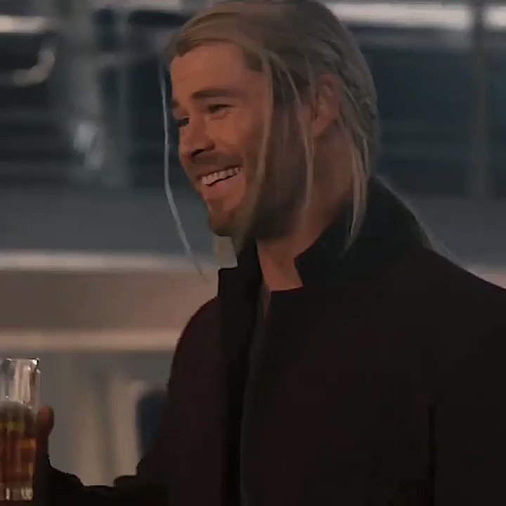 RT @thorhimbo: aou party thor my beloved https://t.co/FyEf2mMt93
