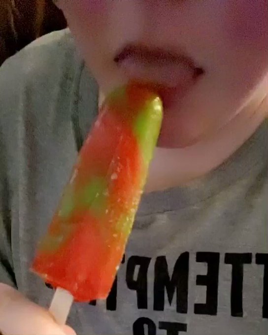 Suck it https://t.co/jcYK9OXB3w<a href="/tag/myxanniversary"class="tags"><span>#myxanniversary</span></a>